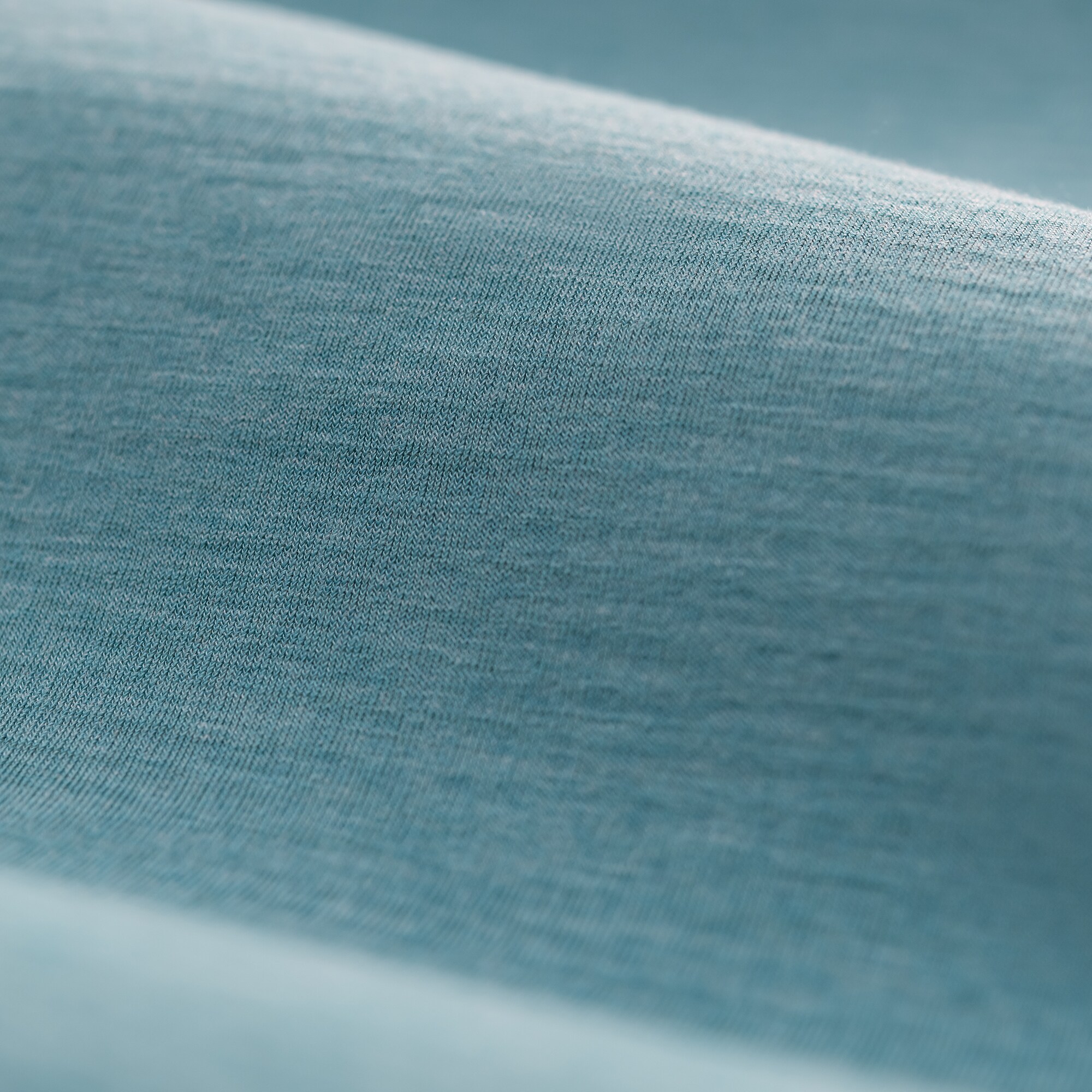 Quarter-Zip Blade Collar Mid-Layer Women